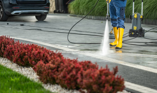 Best Deck Pressure Washing  in Huntington Beach, CA